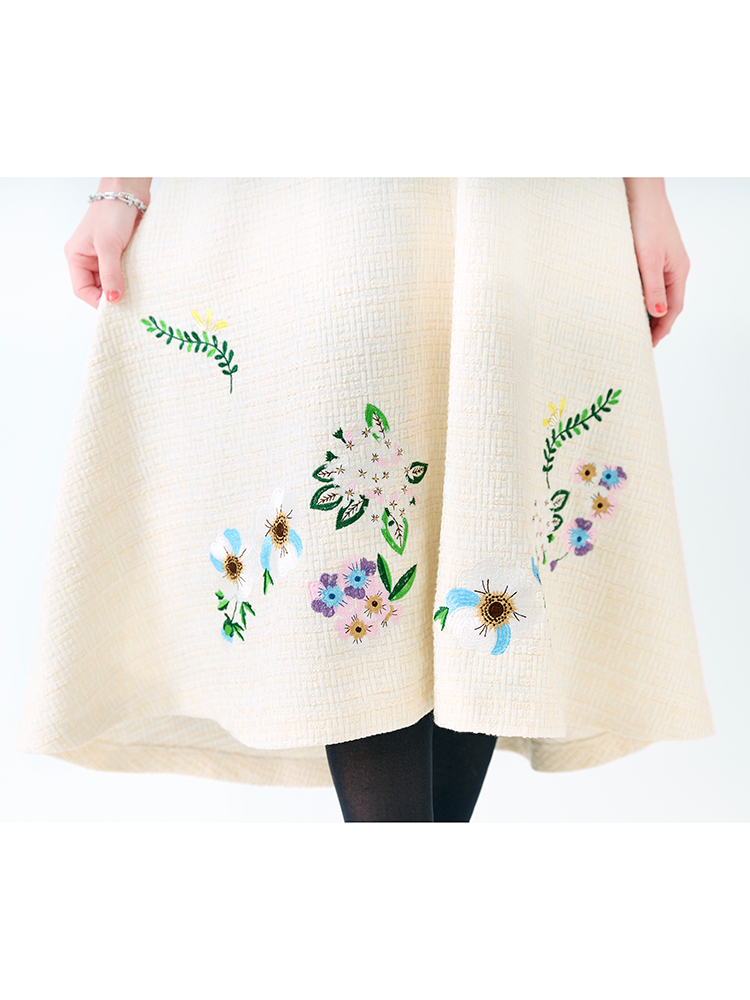 フラワー刺繍ツイードジャンパースカート